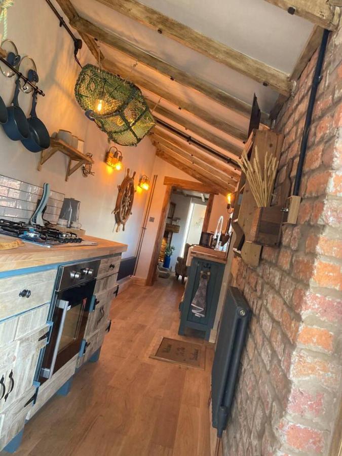 Stunning Quirky 2-Bed Cottage In New Brighton Wallasey Exterior foto