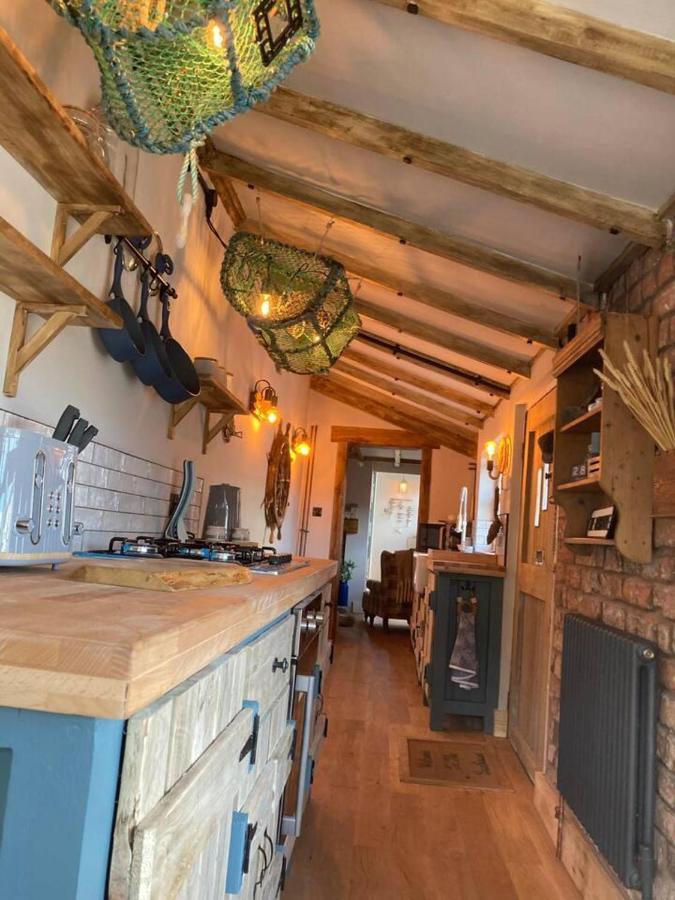 Stunning Quirky 2-Bed Cottage In New Brighton Wallasey Exterior foto